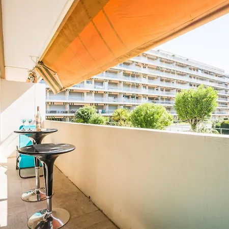 Modern Ac Studio For Congress And Holiday Appartement